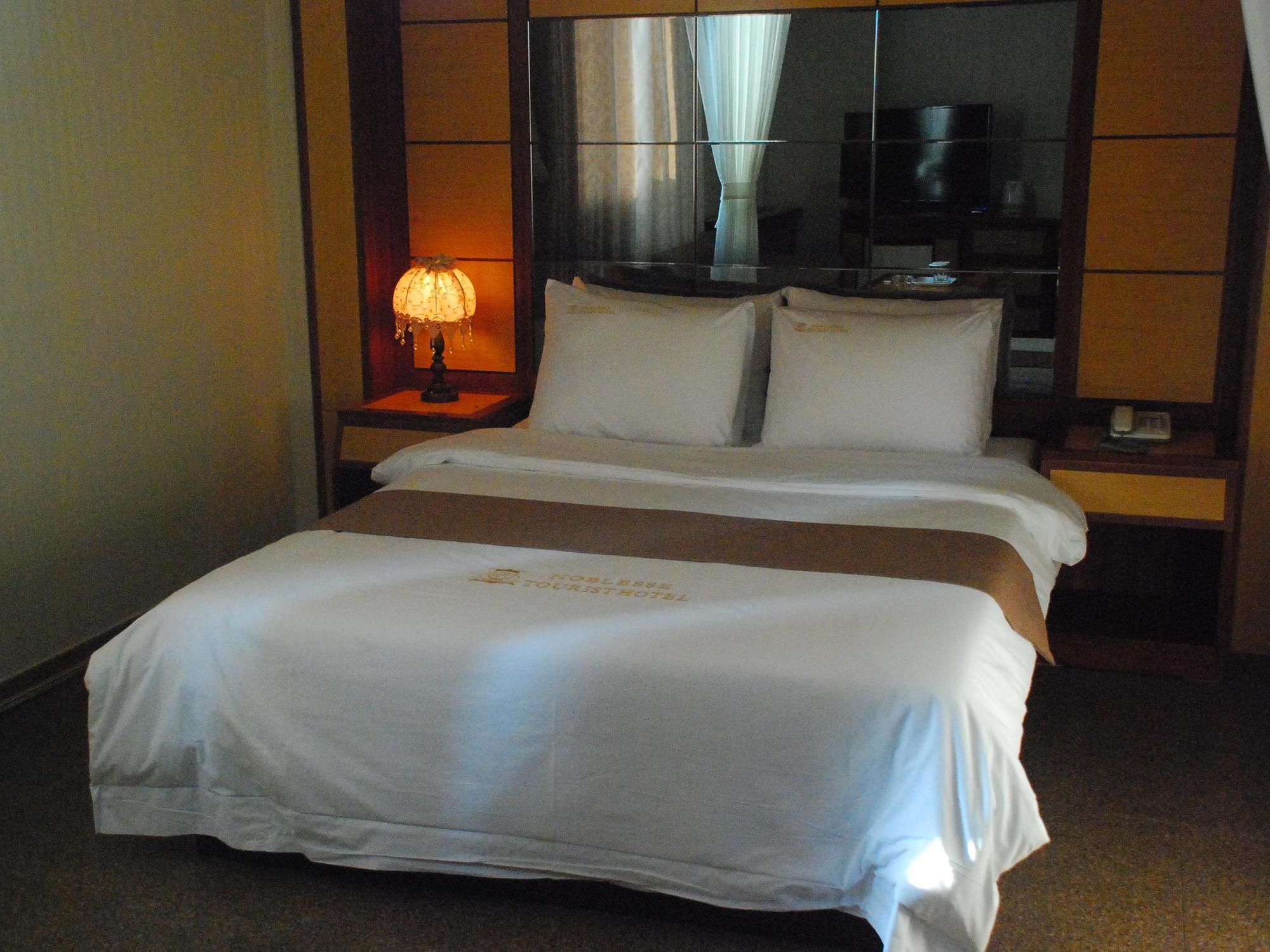 Noblesse Tourist Hotel Seoul Exterior foto